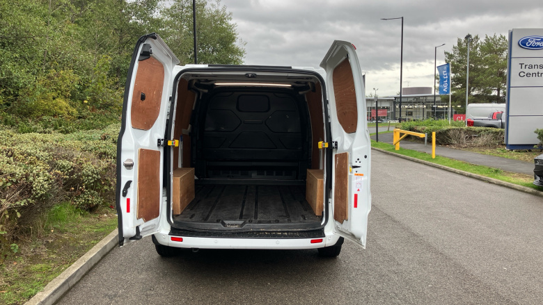 Ford Transit Custom 300 L1 Diesel Fwd 2.0 EcoBlue 130ps Low Roof Limited Van